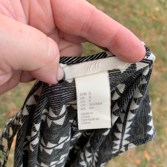 H&M crop - Picture 2 of 2